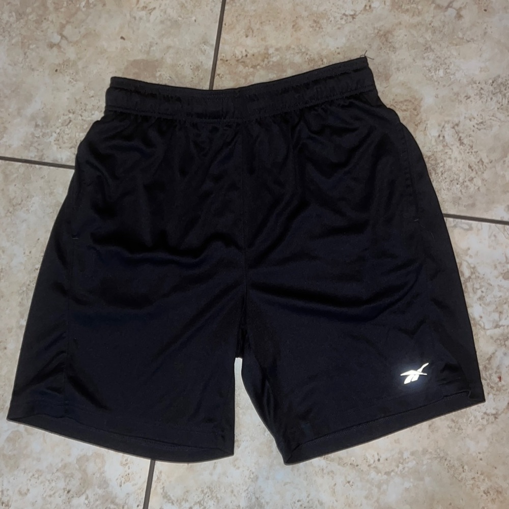 Reebok men’s active shorts, size medium